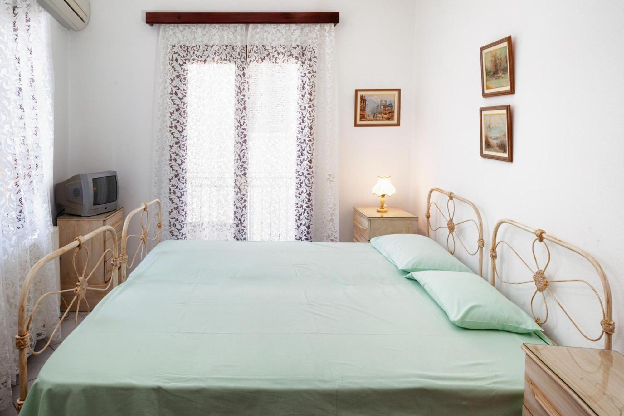 Afissos Seaside Cottage Eksteriør billede